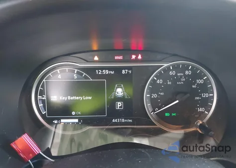 2020 Nissan Kicks Sv Xtronic Cvt z USA, uszkodzony, nr VIN 3N1CP5CV9LL556878